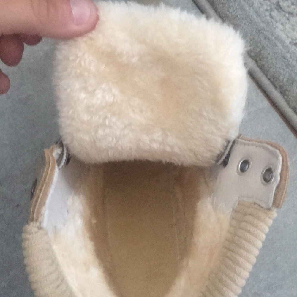 Boots - Picture 2 of 3